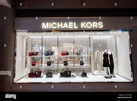 where is michael kors clothing manufactured|when was michael kors established.